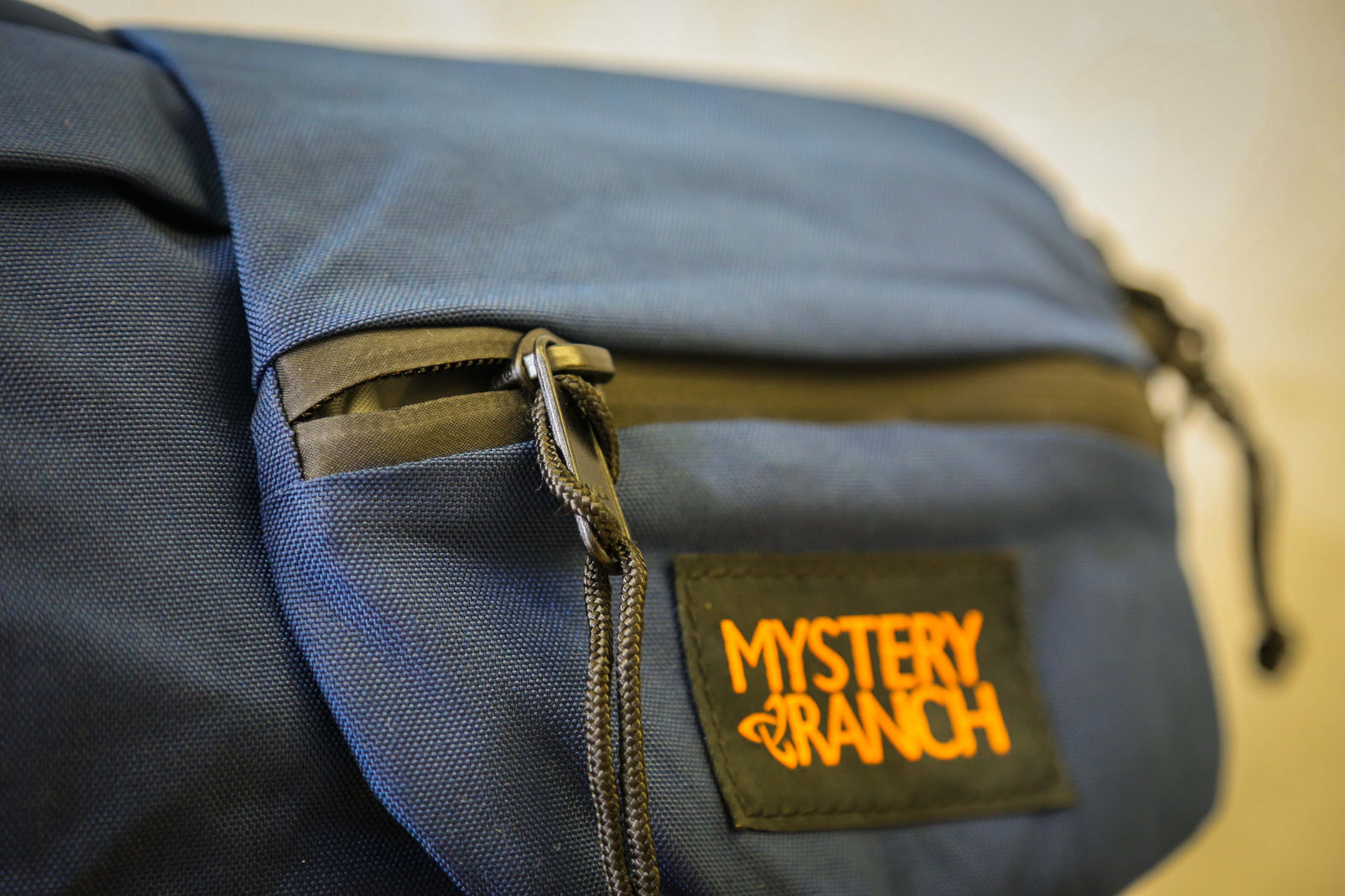 Mystery Ranch A5 – HitchHikers SG