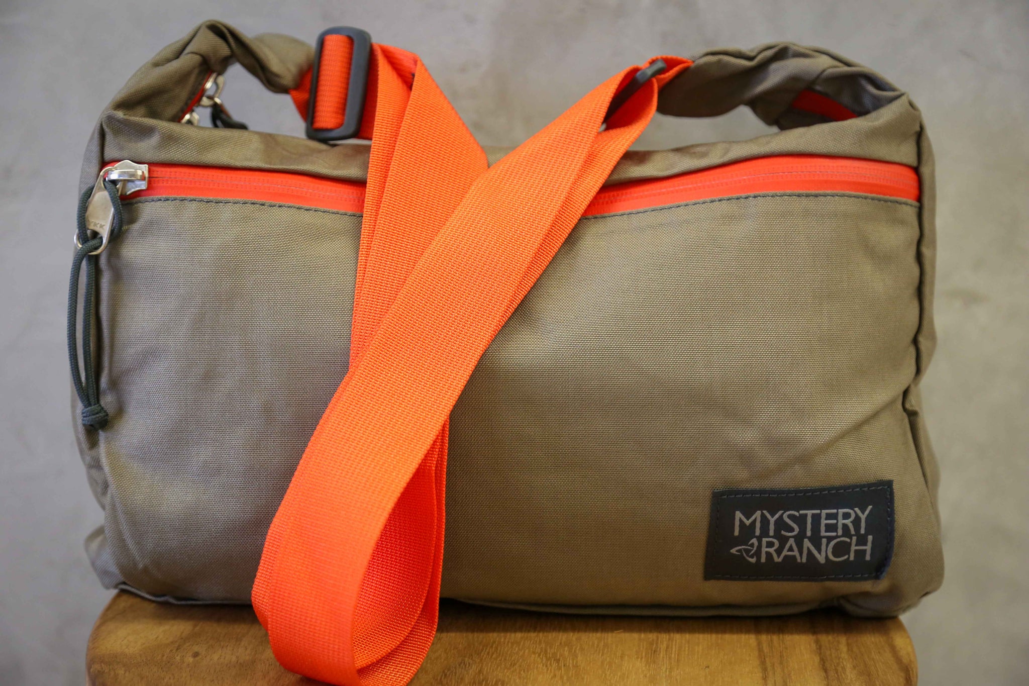 Mystery Ranch Load Cell Shoulder Bag in Oregano