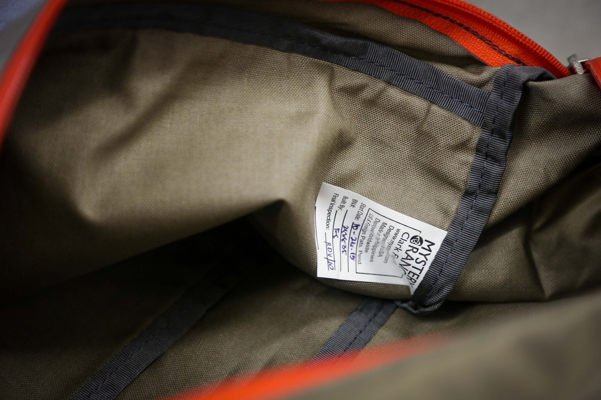 Mystery Ranch Load Cell Shoulder Bag in Oregano