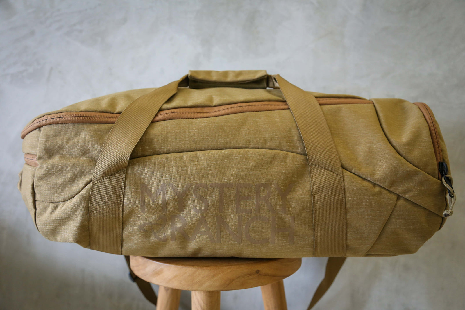 Mystery Ranch Mission Duffel 90 Coyote – HitchHikers SG