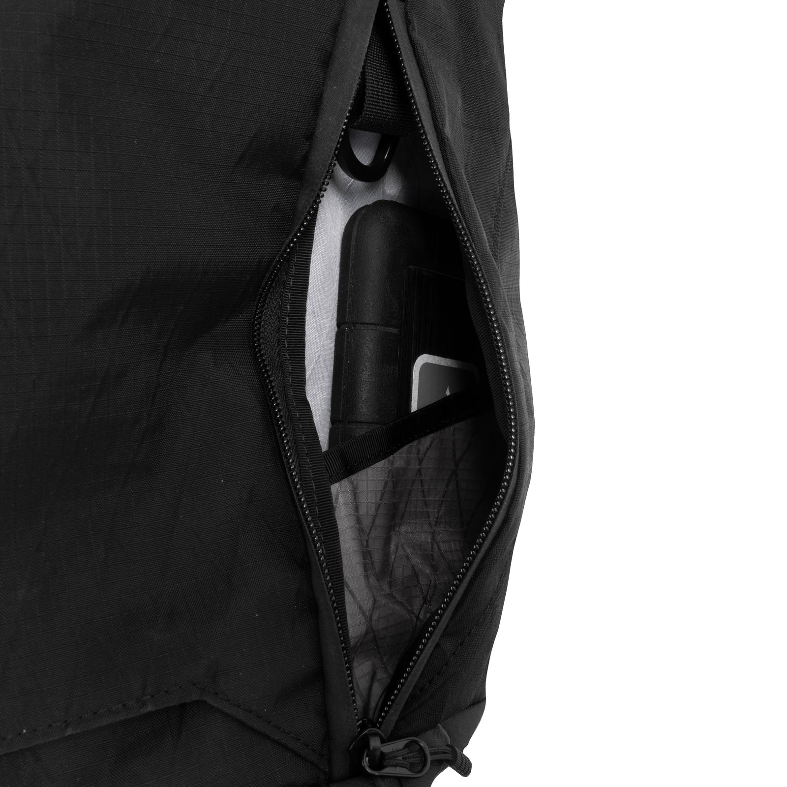 Triple Aught Design Parallax Messenger Bag 15L Triple Aught Design Parallax Messenger Bag 15L